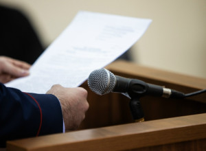 Суд взыскал 300 тысяч рублей в пользу школьника, пострадавшего в бомбоубежище в Калининграде