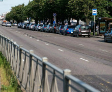 Дефицит бензина в Калининграде привёл к очередям на АЗС и сокращению автобусных рейсов