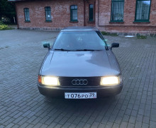 Audi 80, 1988