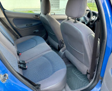 Peugeot 206, 2001