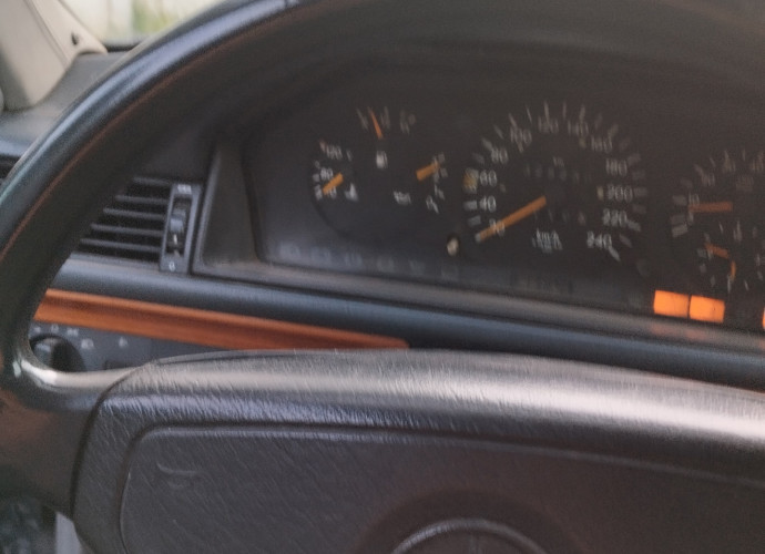 Mercedes-Benz W124, 