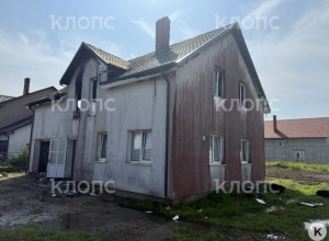 Многодетная семья из Лугового осталась без крова после удара молнии