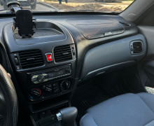 Nissan Almera, 2005