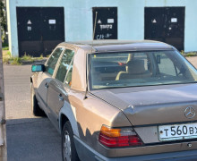 Mercedes-Benz W124, 