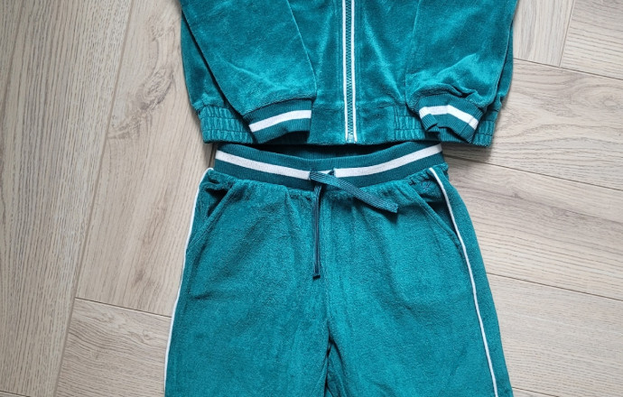 Детский костюм на девочку Benetton, 116 размер