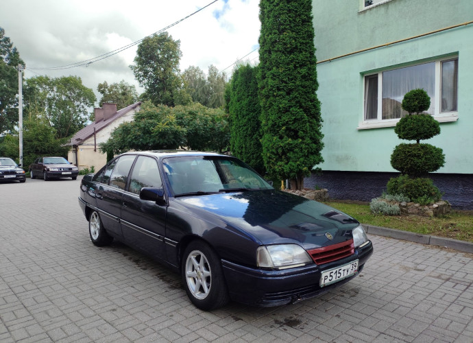 Opel Omega, 1990