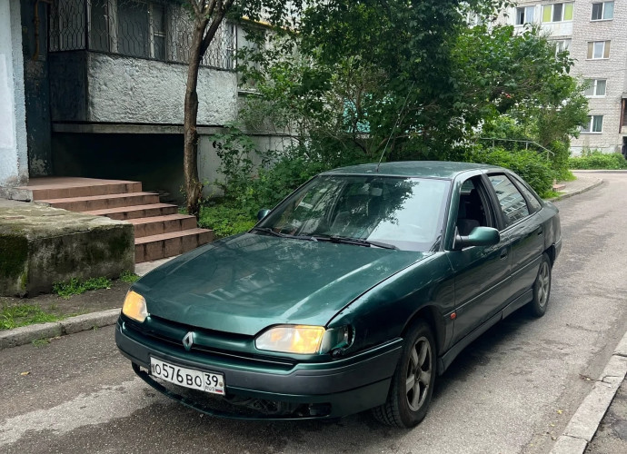 Renault Safrane, 