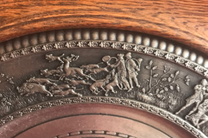 Продам настенные часы. Винтаж. Олово. Дубовая рама. Германия.