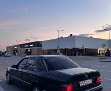 Mercedes-Benz W124, 