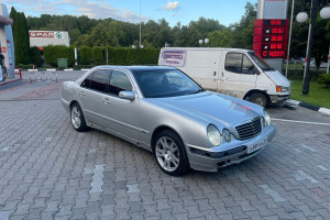 Mercedes-Benz Другая , 