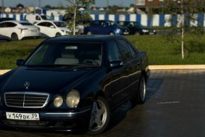 Mercedes-Benz E-класс, 
