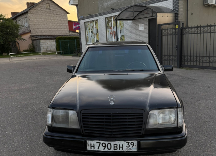 Mercedes-Benz Другая , 1995
