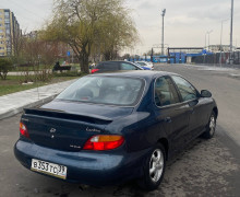 Hyundai Lantra, 