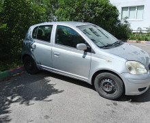 Toyota Yaris, 2004