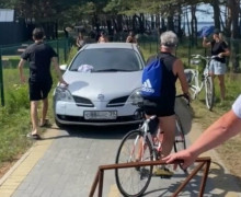 В Куликово вооружённый ножом водитель вступил в конфликт с велосипедистами