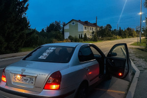 Hyundai Elantra, 2002