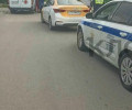 В Зеленоградске таксист сбил подростков на самокате: пострадали двое детей