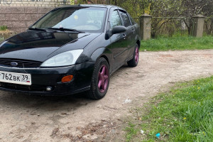 Ford Focus, 2000