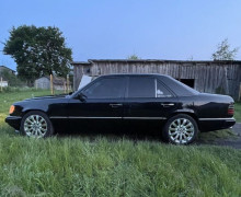 Mercedes-Benz W124, 