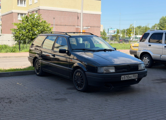 Volkswagen Passat, 1993
