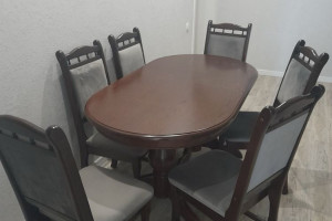 Отдам в хорошие руки: стол, стулья, кровать с матрасом