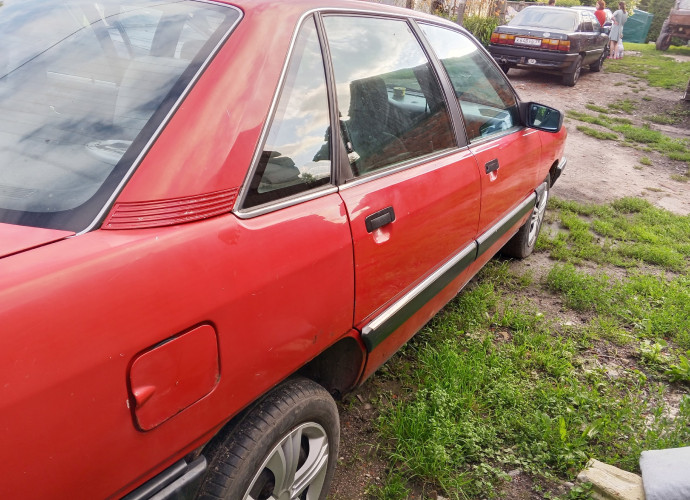 Audi 100, 