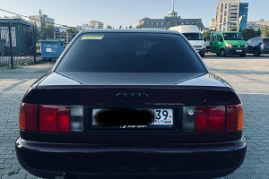 Audi 100, 