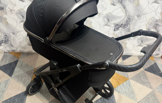 Продам коляску Peppy Tecla 3 в 1
