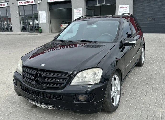 Mercedes-Benz Другая , 2005