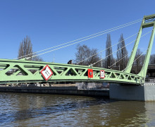 Философский мост на остров Канта стал частью повседневной жизни Калининграда