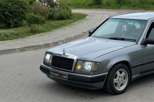 Mercedes-Benz W124, 