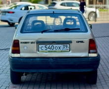 Opel Kadett, 1989