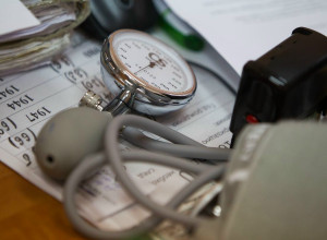 В Госдуме предложили сократить сроки ожидания врачей для пенсионеров