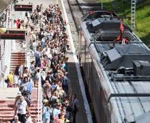 Утром 17 июля на Северном вокзале в Калининграде скопились очереди из желающих уехать на побережье