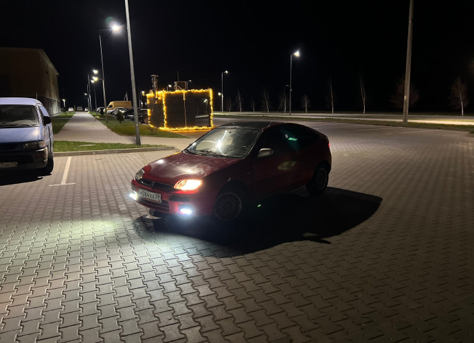 Mazda 323, 