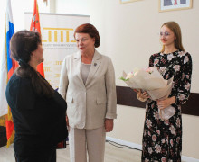 Жительница Калининграда, спасшая ребенка, удостоена медали «80 лет Калининградской области»