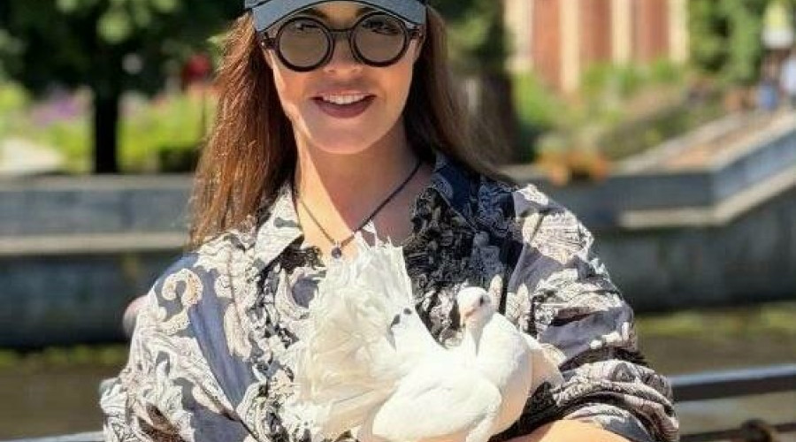 Ведущая Первого канала Екатерина Андреева приехала в Калининград и показала достопримечательности, которые успела посетить во время отдыха