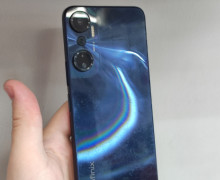 Продам телефон Infinix Hot 20 6/128 ГБ