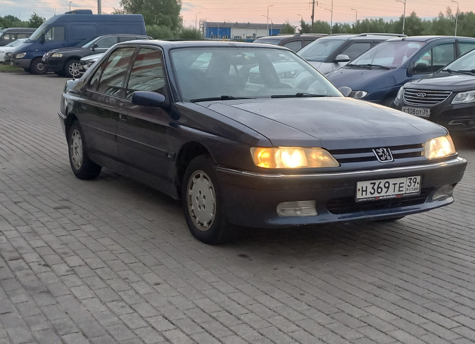 Peugeot 605, 