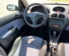 Peugeot 206, 2002