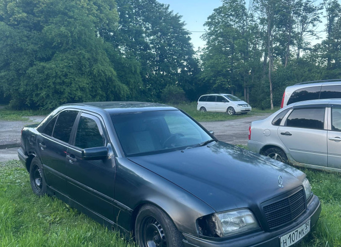 Mercedes-Benz Другая , 