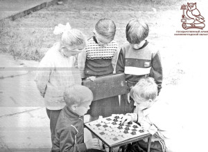 Магазины на улице Леонова: история открытия в 1980 году
