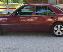 Mercedes-Benz W124, 