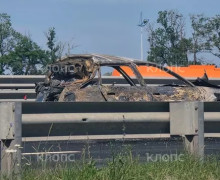 На Северном обходе Калининграда столкнулись грузовик и Audi, легковушка сгорела