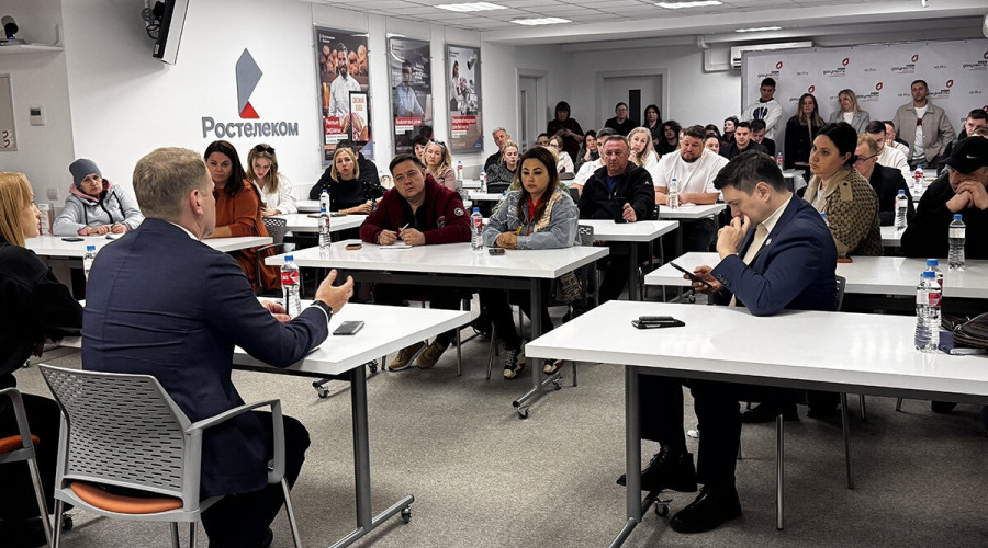 Власти Калининградской области окажут помощь арендаторам пострадавшего от пожара ТЦ «Гиант»