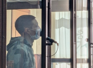 Суд повторно допросит мать обвиняемого по делу об убийстве семилетнего мальчика в Черняховске
