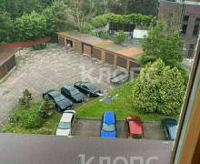В центре Калининграда на улице Сержанта Колоскова неизвестные обстреляли окно квартиры