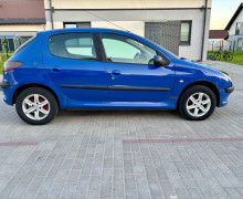 Peugeot 206, 2001