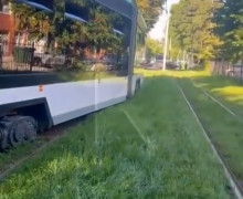 Трамвай «Корсар» вновь сошел с рельсов в Калининграде