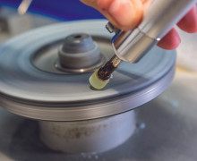 Калининградский янтарный комбинат нарастит выпуск продукции с алмазной огранкой